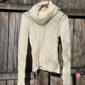Y2K vintage Bebe knit turtleneck.